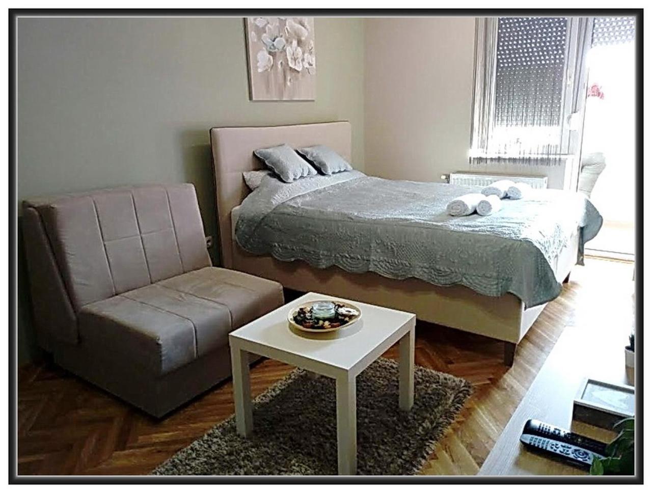 Apartment Libra Novi Sad Exteriör bild